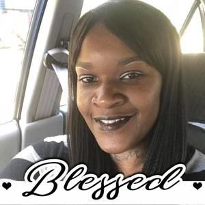 Meet your Posher, Timika